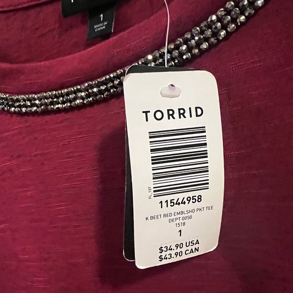 NWT, Torrid Beet Red Short-sleeved tee with embellished collar and front pocket - Picture 4 of 7